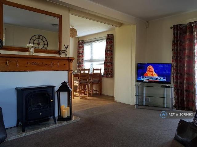 House for rent in Moelfre