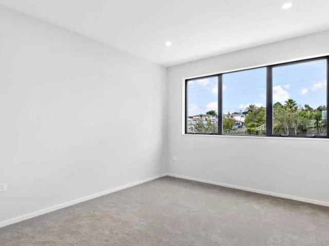 Townhouse for rent in Mount Wellington