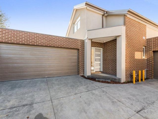 Townhouse for rent in Camerons Creek, Victoria