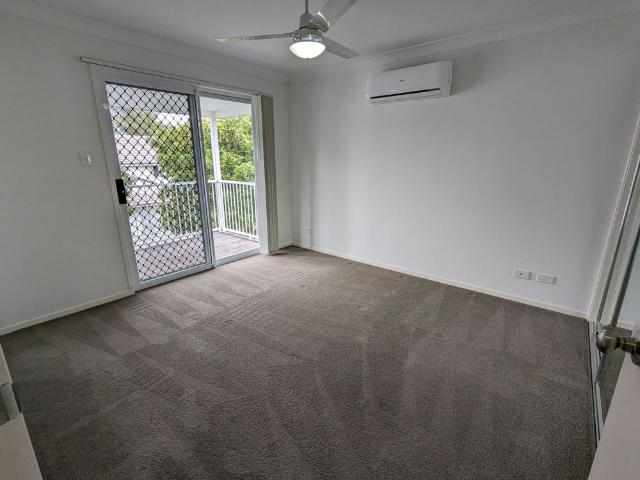 Townhouse for rent in Toombul, Queensland