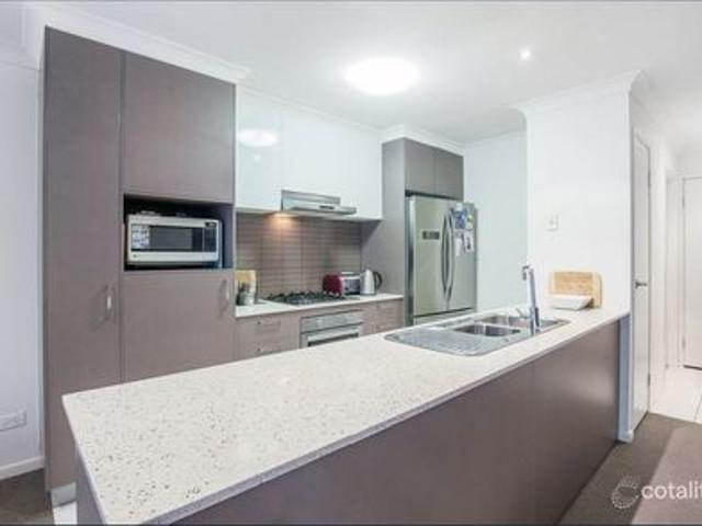 Townhouse for rent in Upper Coomera, Gold Coast City