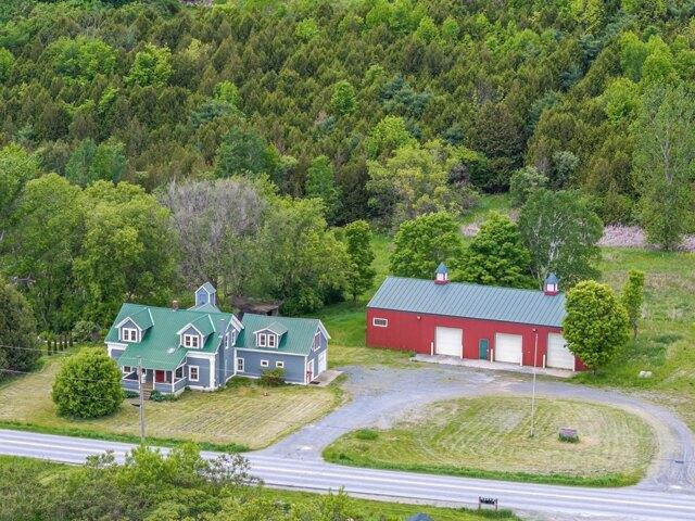 House for sale in Bristol, Vermont