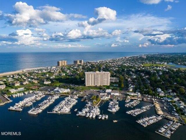 Condo for sale in Monmouth, New Jersey