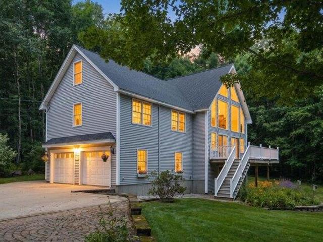 House for sale in Monmouth, Maine
