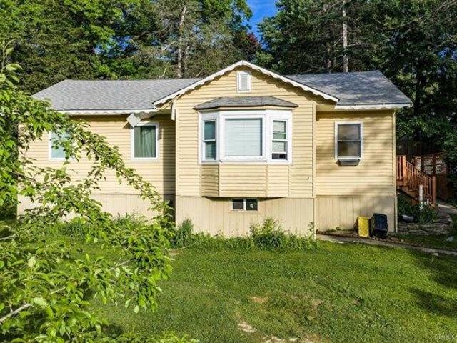 House for sale in New York