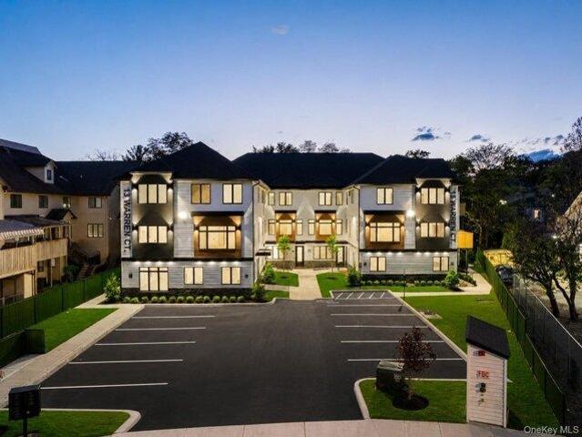 Condo for sale in Rockland, New York
