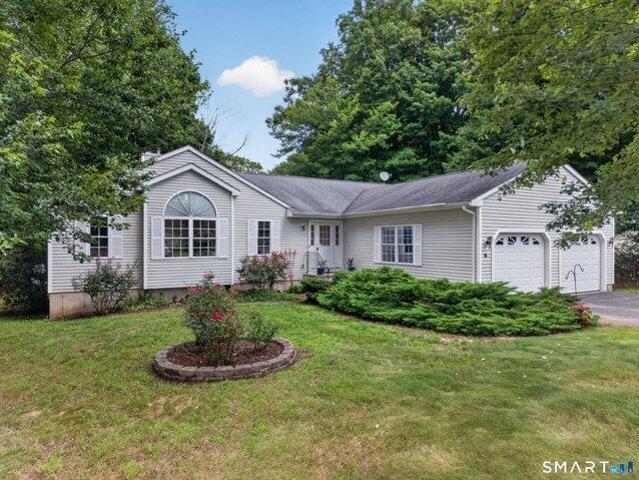 House for sale in Oakdale, Montville