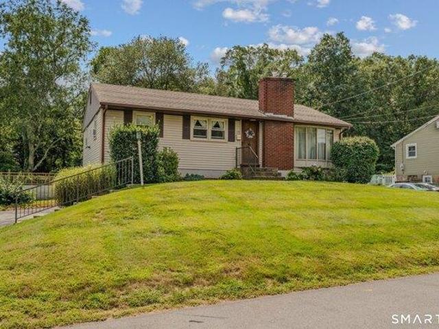 House for sale in Mohegan, Montville
