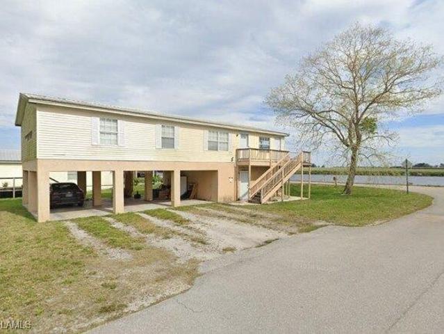 House for sale in Moore Haven, Florida