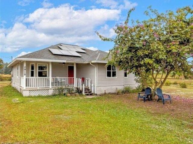 House for sale in Moore Haven, Florida