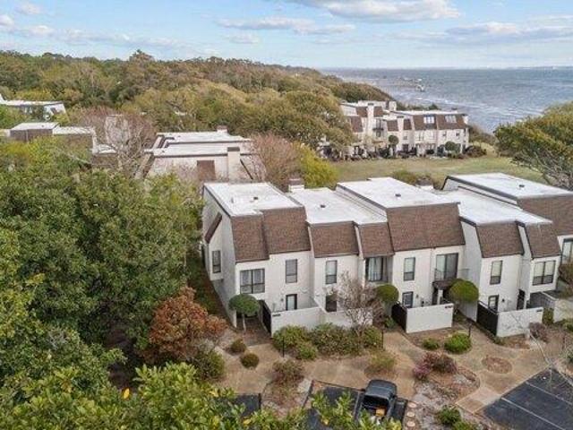 Condo for sale in Morehead City