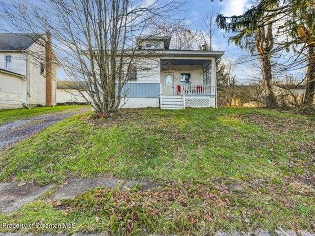 House for sale in Moscow, Pennsylvania