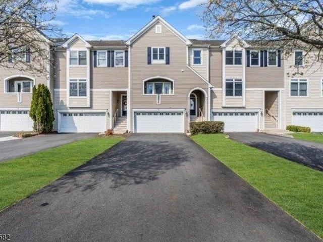 House for sale in Landing, New Jersey