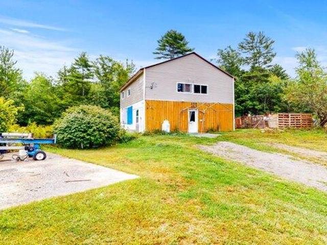 House for sale in Mount Vernon, Maine