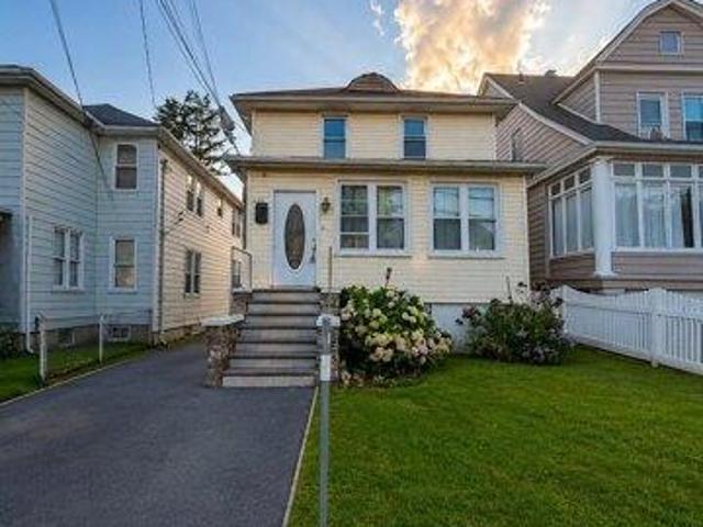 House for sale in Mount Vernon, New York