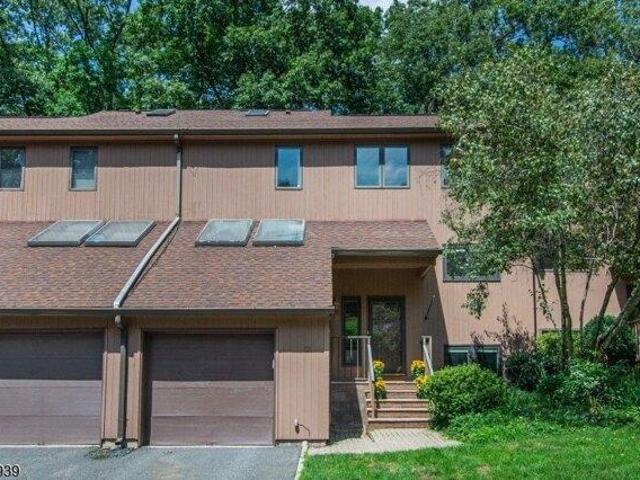 House for sale in Mountain Lakes, New Jersey