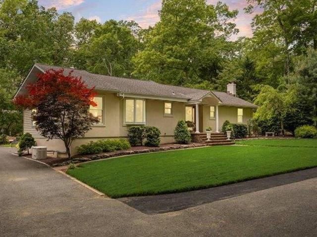 House for sale in Mullica Hill, New Jersey