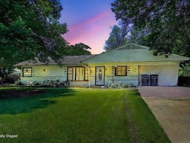 House for sale in Nacogdoches, Texas
