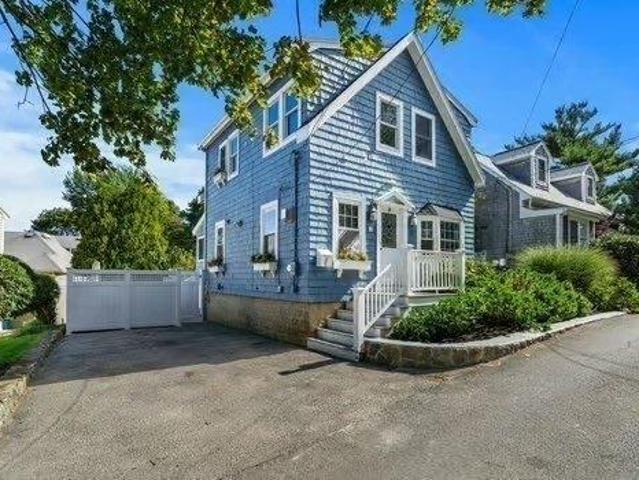 House for sale in Nahant, Essex County