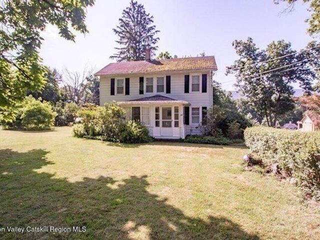 House for sale in Accord, New York