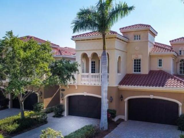 Townhouse for sale in Naples