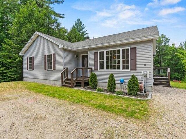House for sale in Naples, Maine