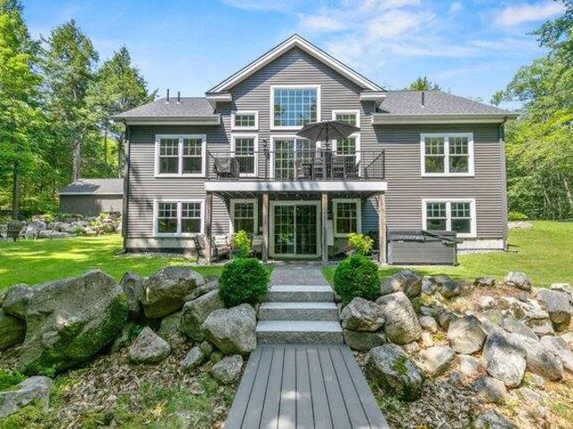 House for sale in Naples, Maine