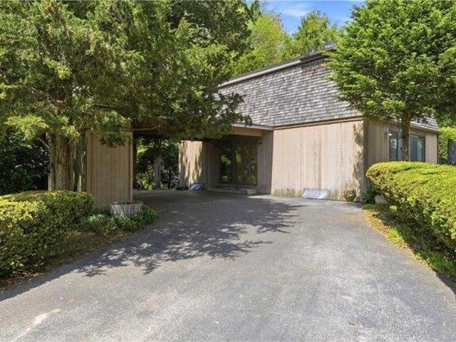 House for sale in Narragansett, Rhode Island
