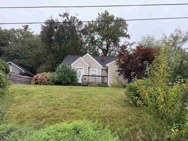 House for sale in New Hampshire