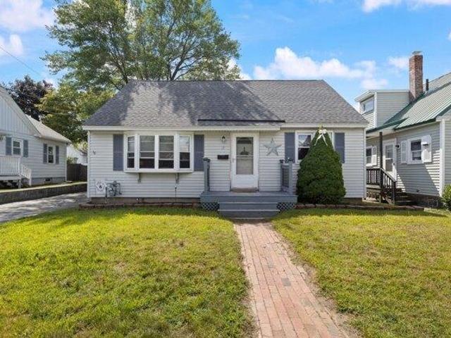 House for sale in Ward 6, Nashua