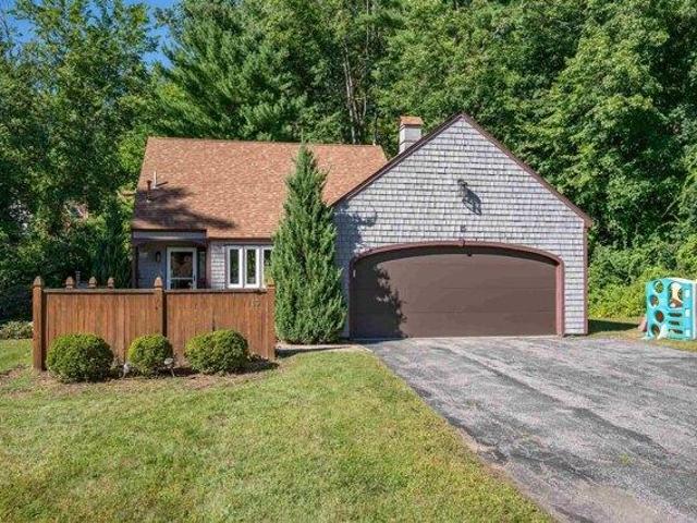 Condo for sale in Waterford Place, Nashua