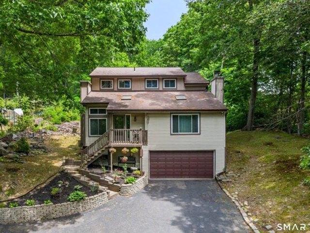 House for sale in Naugatuck, Connecticut