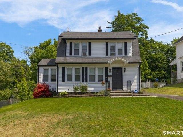 House for sale in Naugatuck, Naugatuck Valley Planning Region