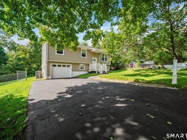 House for sale in Naugatuck, Naugatuck Valley Planning Region
