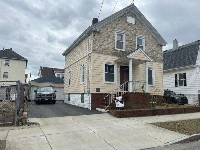 House for sale in Bristol, Massachusetts