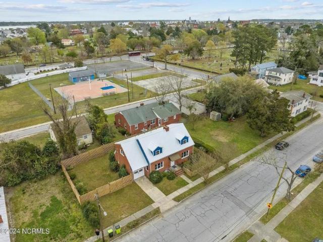 House for sale in New Bern, North Carolina