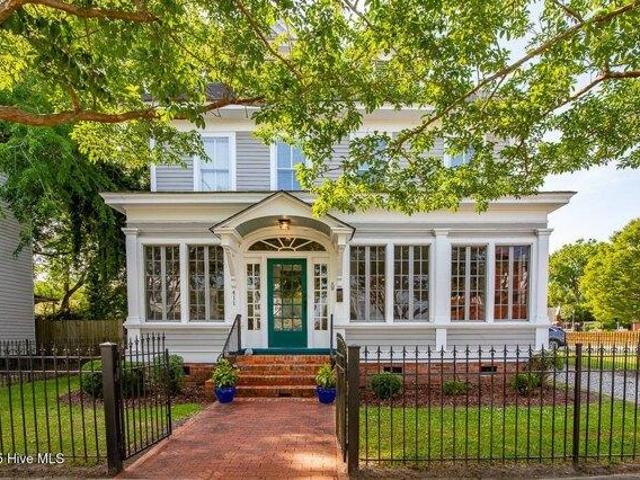 House for sale in New Bern, North Carolina
