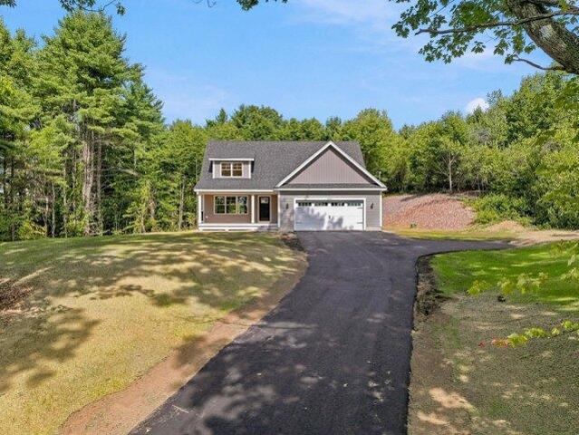 House for sale in New Boston, Hillsborough County