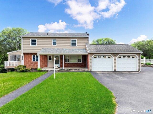 House for sale in New Fairfield, Connecticut