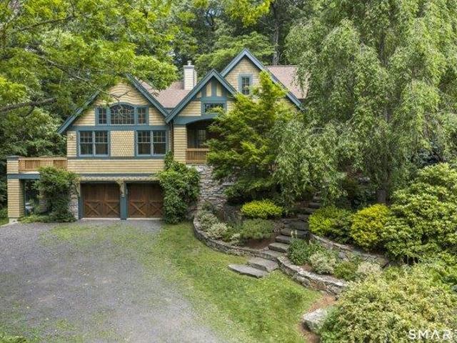 House for sale in New Fairfield, Connecticut