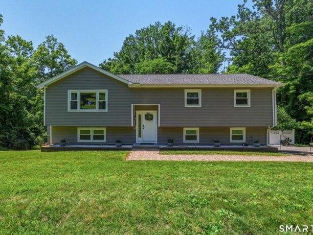 House for sale in New Fairfield, Connecticut