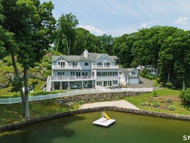 House for sale in New Fairfield, Connecticut