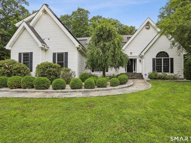 House for sale in New Fairfield, Connecticut