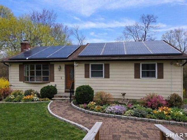 House for sale in New Fairfield, Connecticut