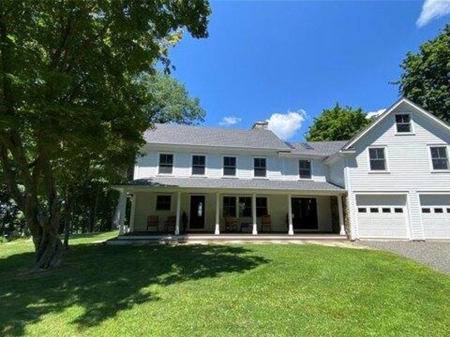 House for sale in New Fairfield, Connecticut