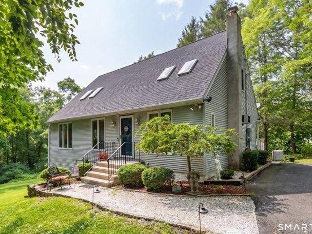 House for sale in New Fairfield, Connecticut
