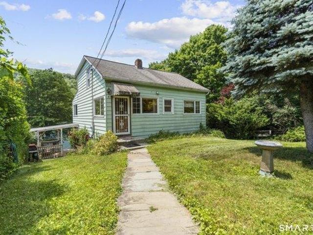 House for sale in New Fairfield, Connecticut