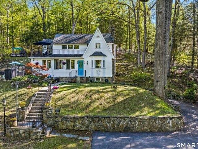 House for sale in New Fairfield, Connecticut