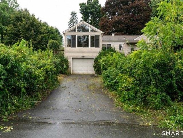House for sale in New Fairfield, Connecticut