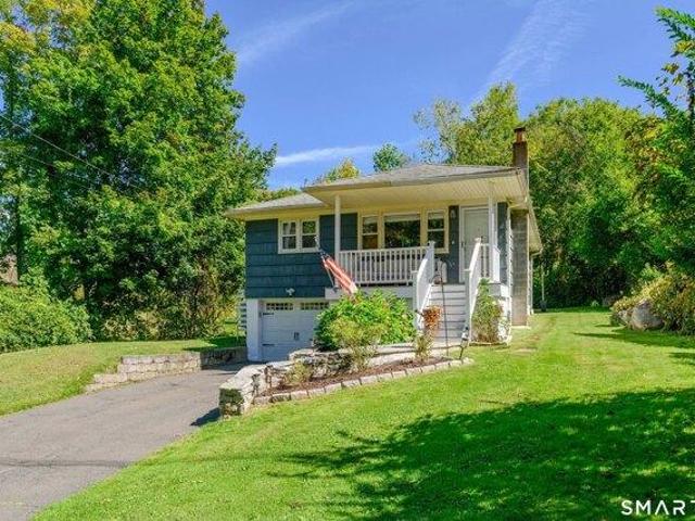 House for sale in Ball Pond, New Fairfield